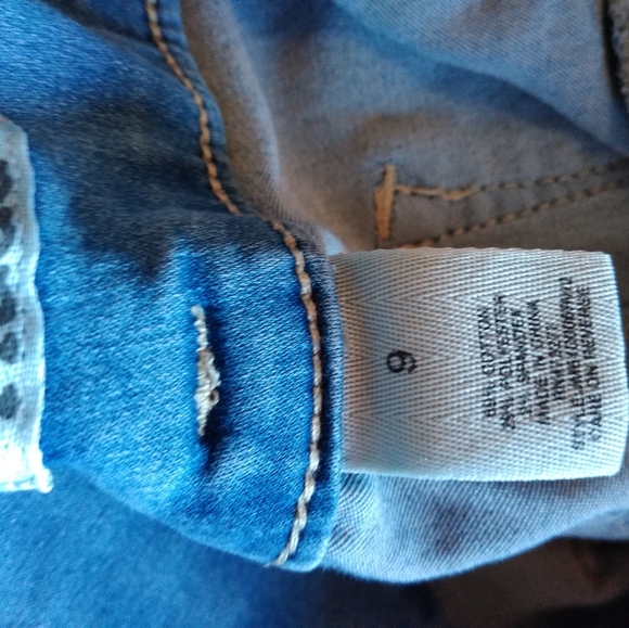 Hand drawn floral art on ladies Mudd jeans size 9 - Picture 5 of 5